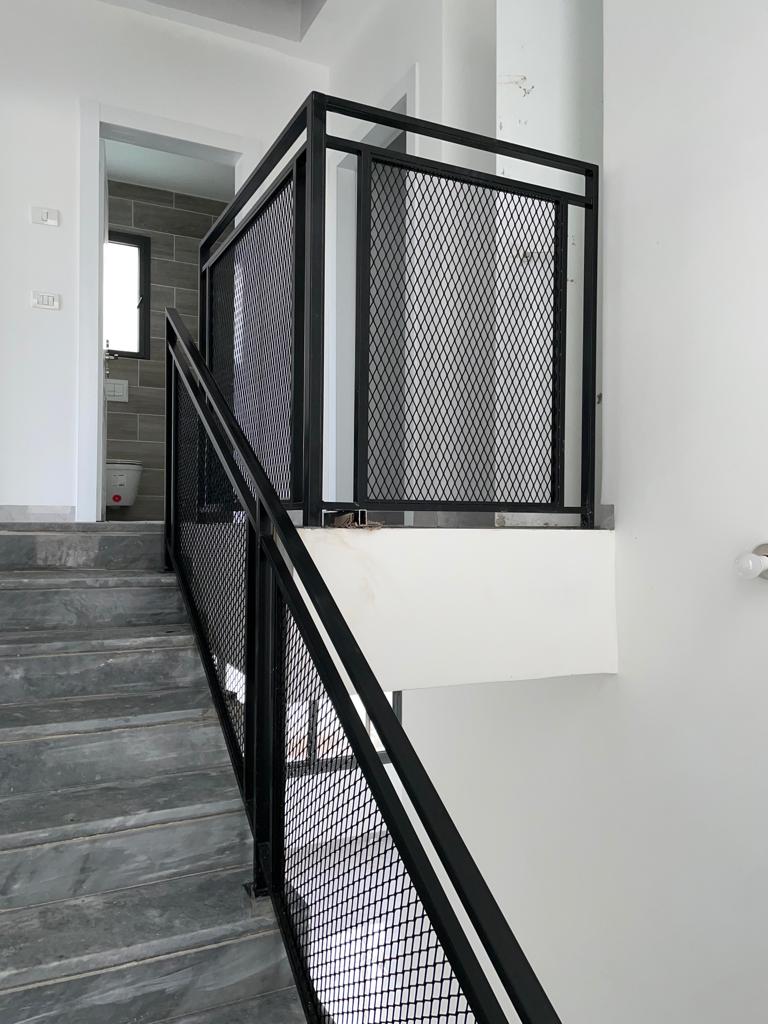 מעקות מברזל רשת אקספנדד